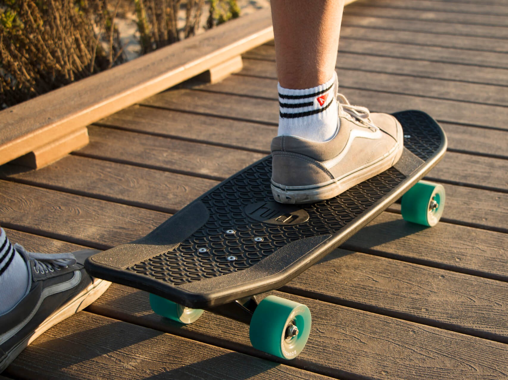 Carver The Ahi performance skateboard with Bureo NetPlus deck