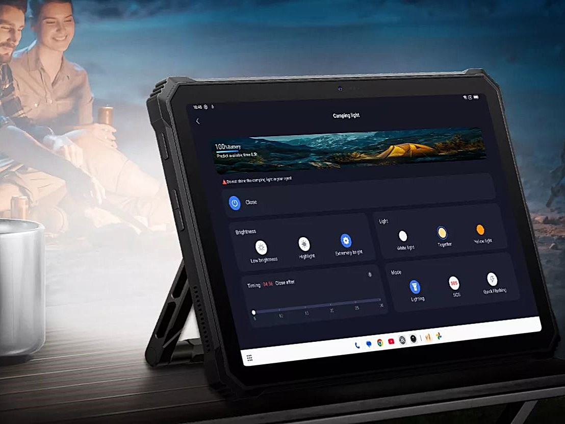 OSCAL Spider 10 tablet for outdoor use being used as camping light