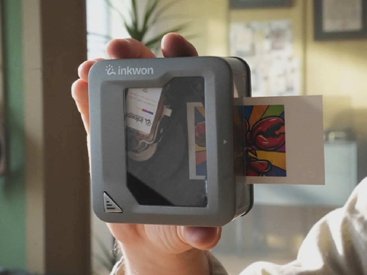 Inkwon TAG held in the hand for portable printer projects
